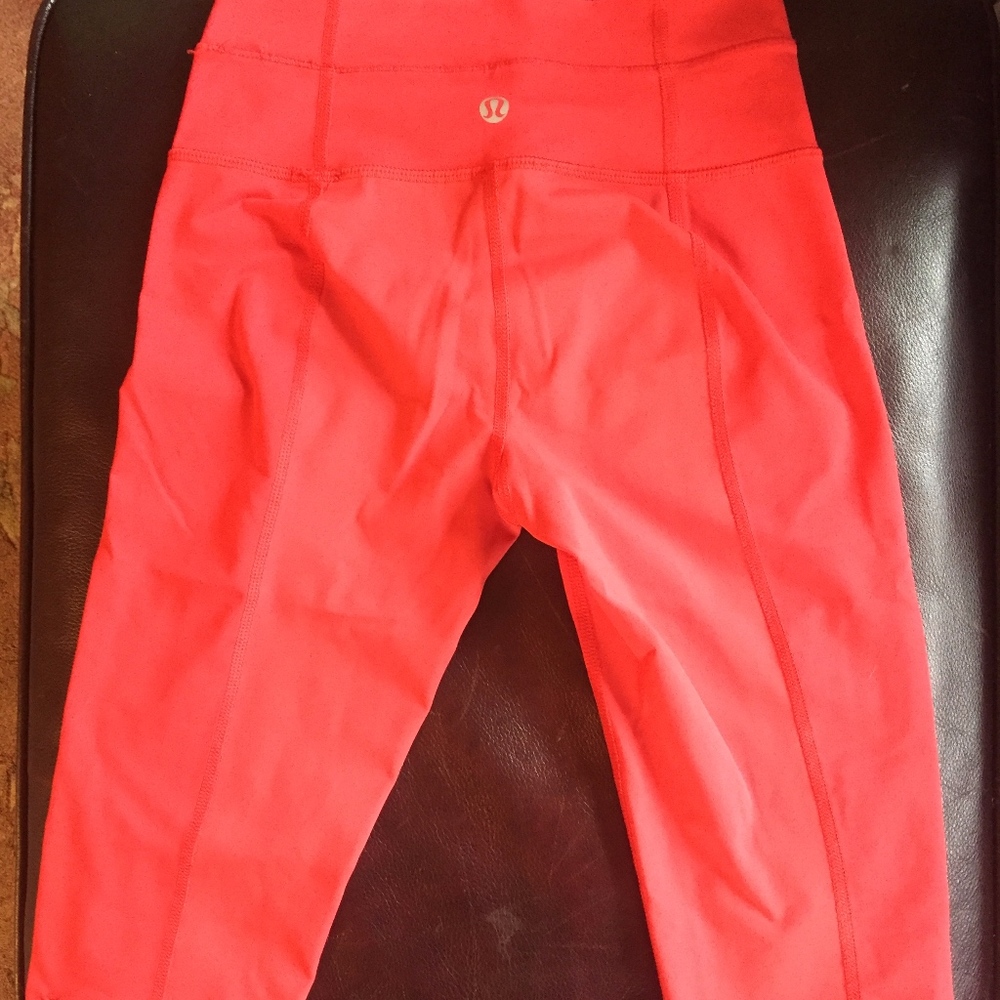 Lululemon Cropped Leggings